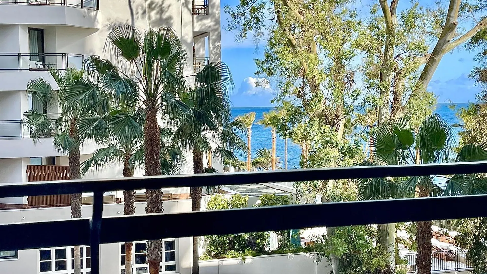 Beachfront 1Br Apartment In Center Of Marbella! 0*, Marbella Spain
