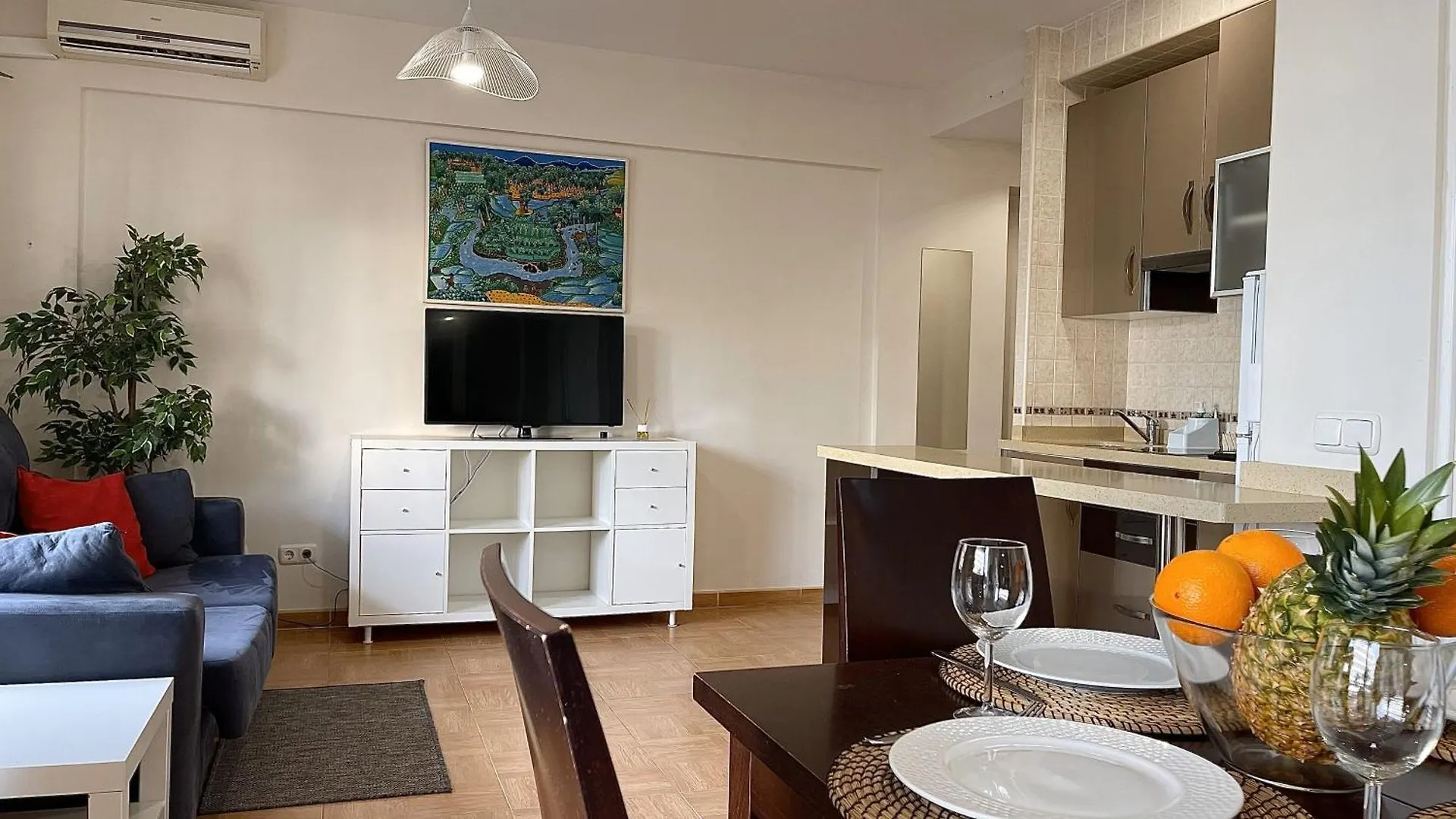 Beachfront 1Br Apartment In Center Of Marbella! Spain